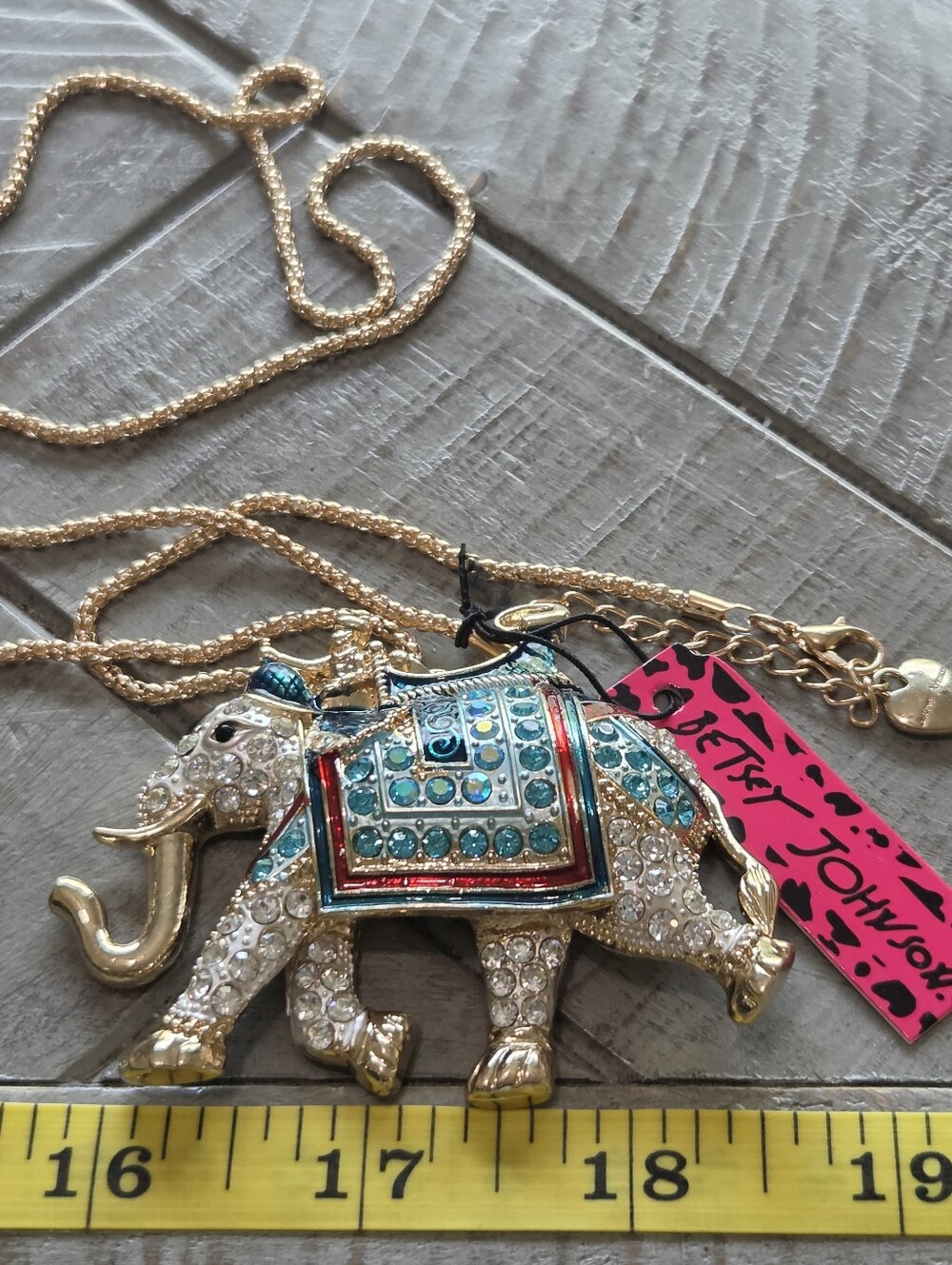 NWT Betsey Johnson Gold and Turquoise Jeweled Elephant Pendant Necklace